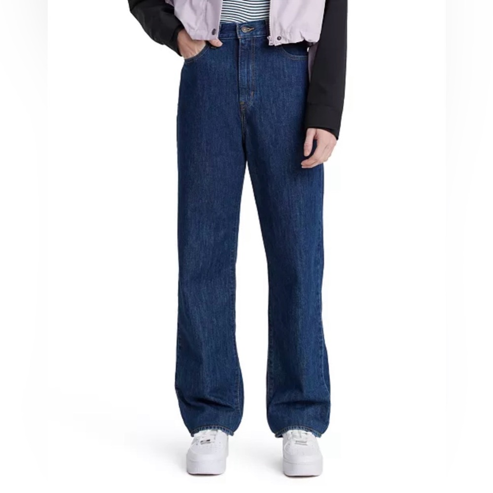 Levi’s High-Waisted Straight Jeans - Size 25